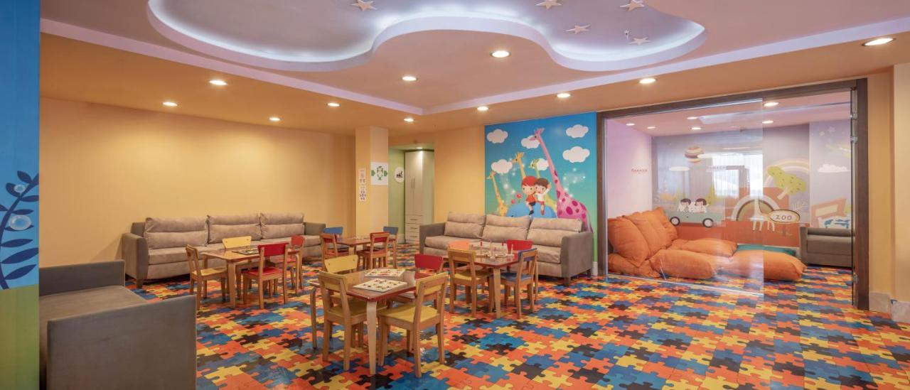 Ramada Resort By Wyndham Lara Antalya Ngoại thất bức ảnh