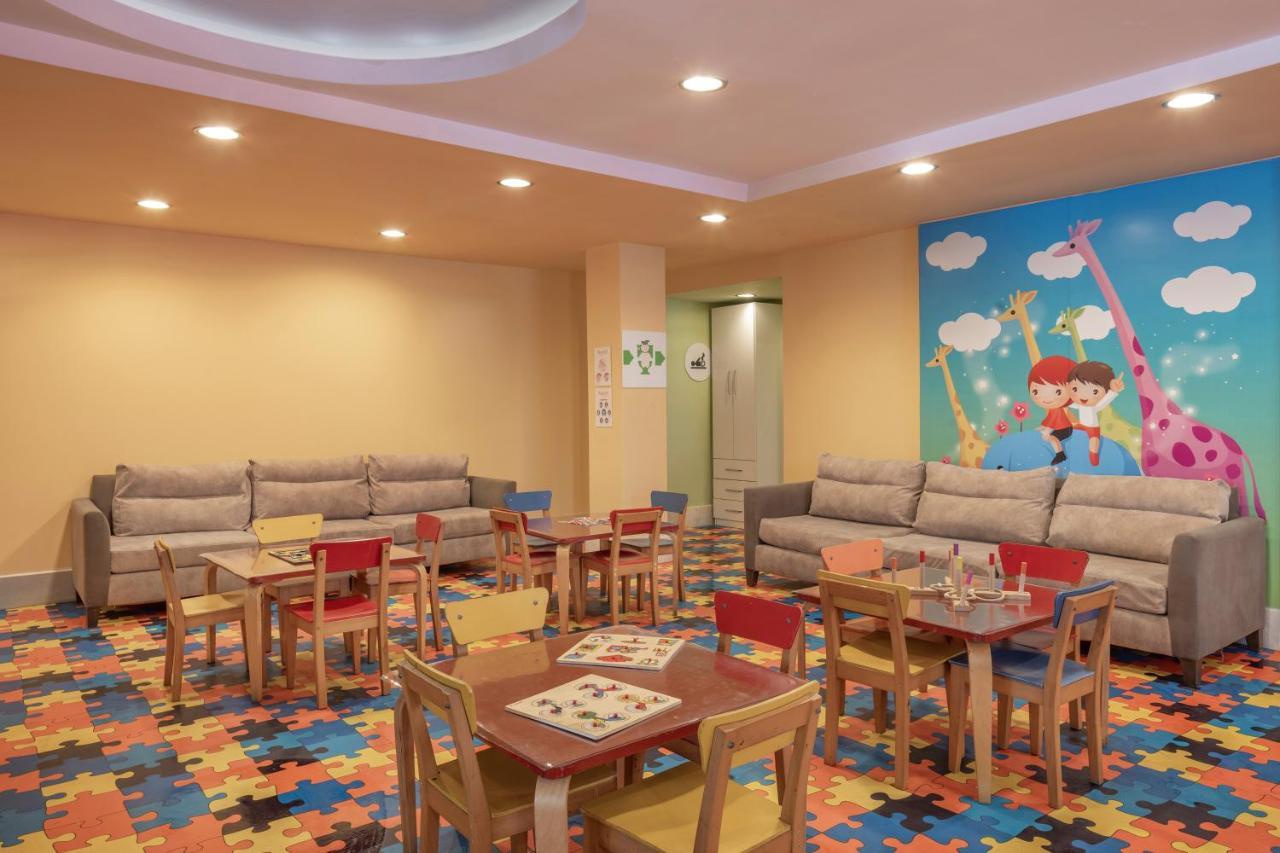 Ramada Resort By Wyndham Lara Antalya Ngoại thất bức ảnh