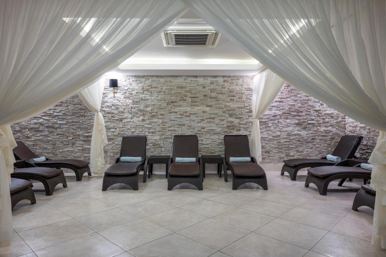 Ramada Resort By Wyndham Lara Antalya Ngoại thất bức ảnh