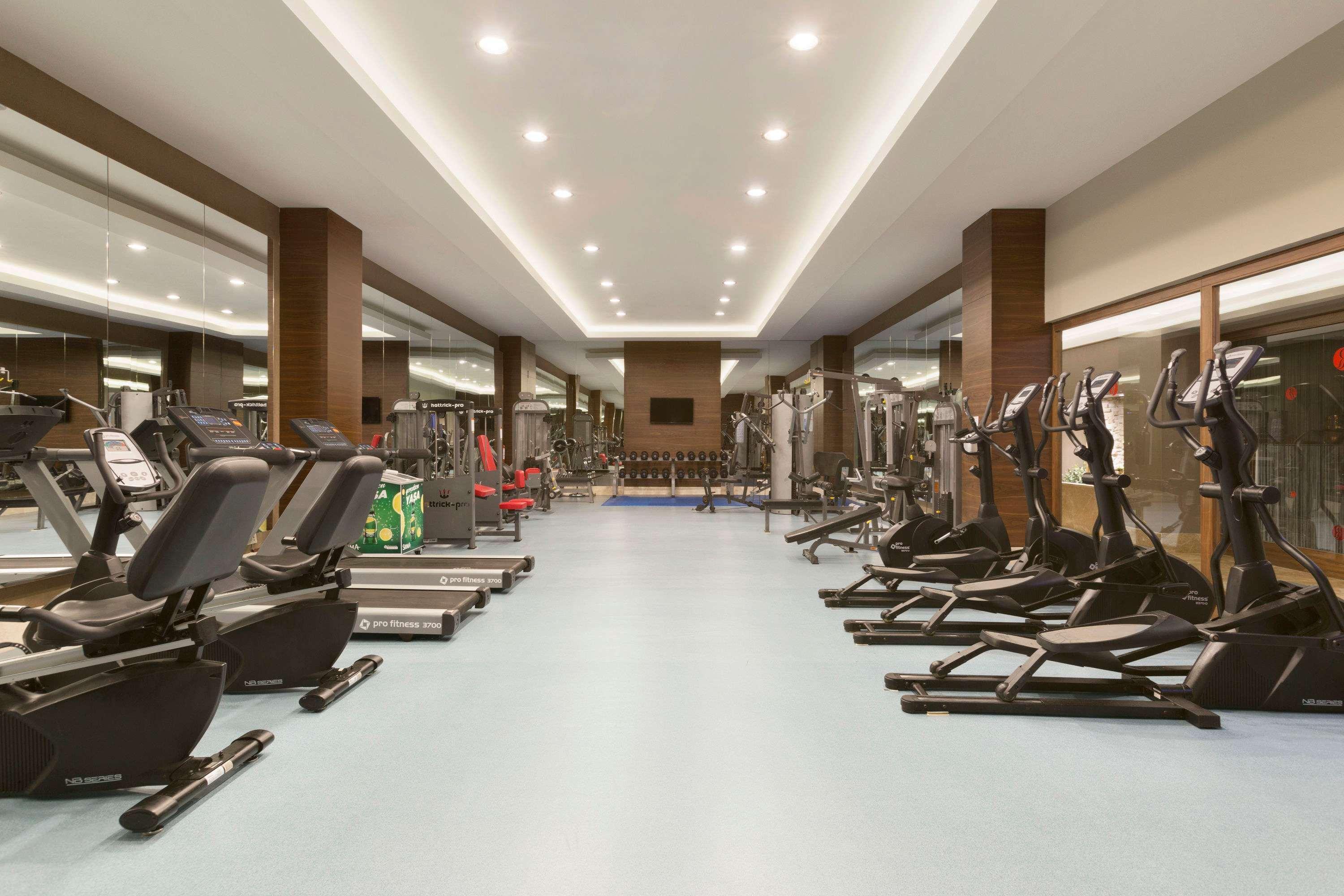 Ramada Resort By Wyndham Lara Antalya Ngoại thất bức ảnh
