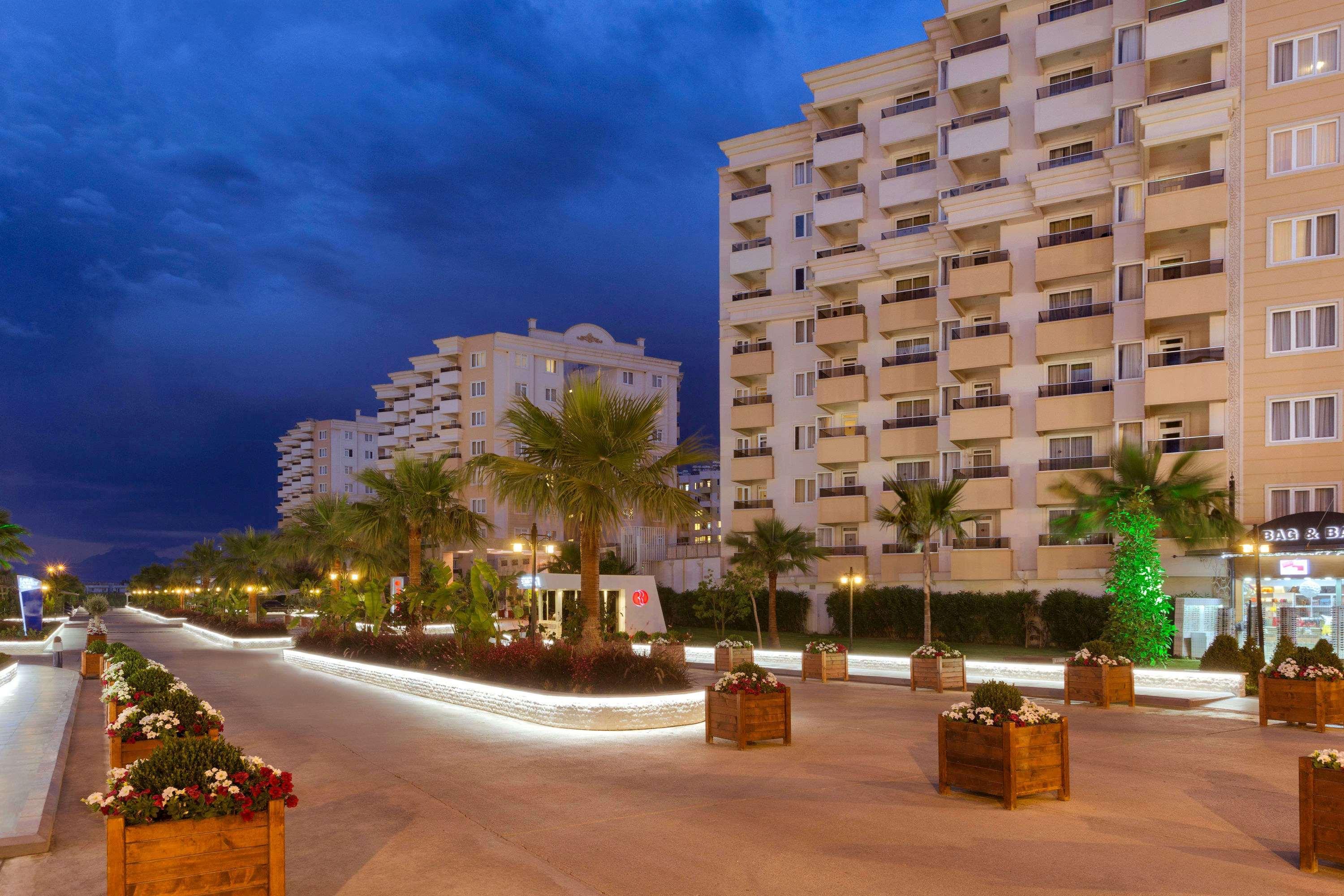 Ramada Resort By Wyndham Lara Antalya Ngoại thất bức ảnh