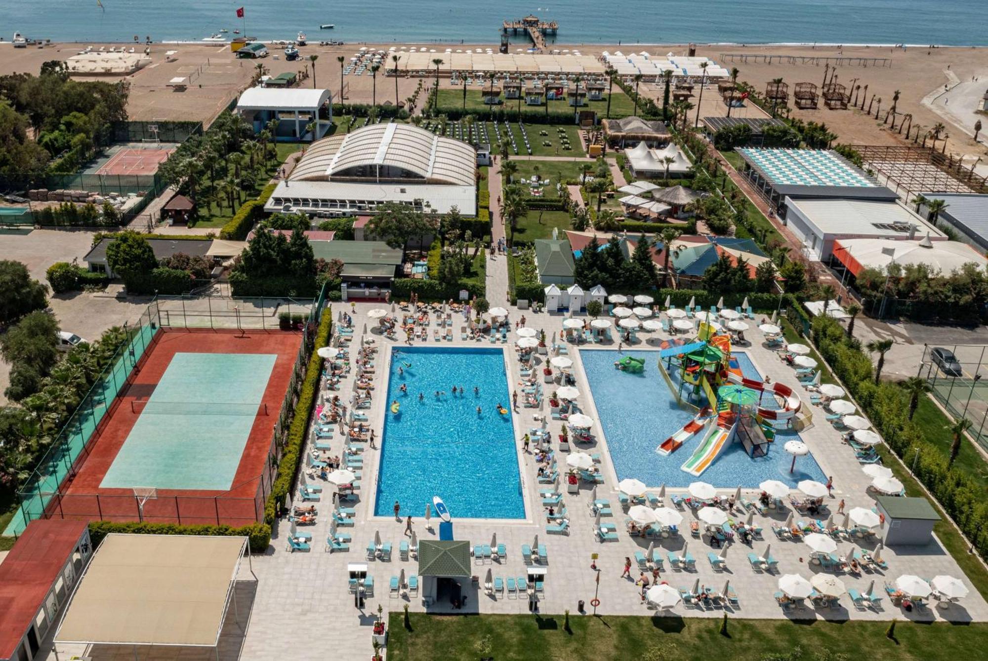 Ramada Resort By Wyndham Lara Antalya Ngoại thất bức ảnh