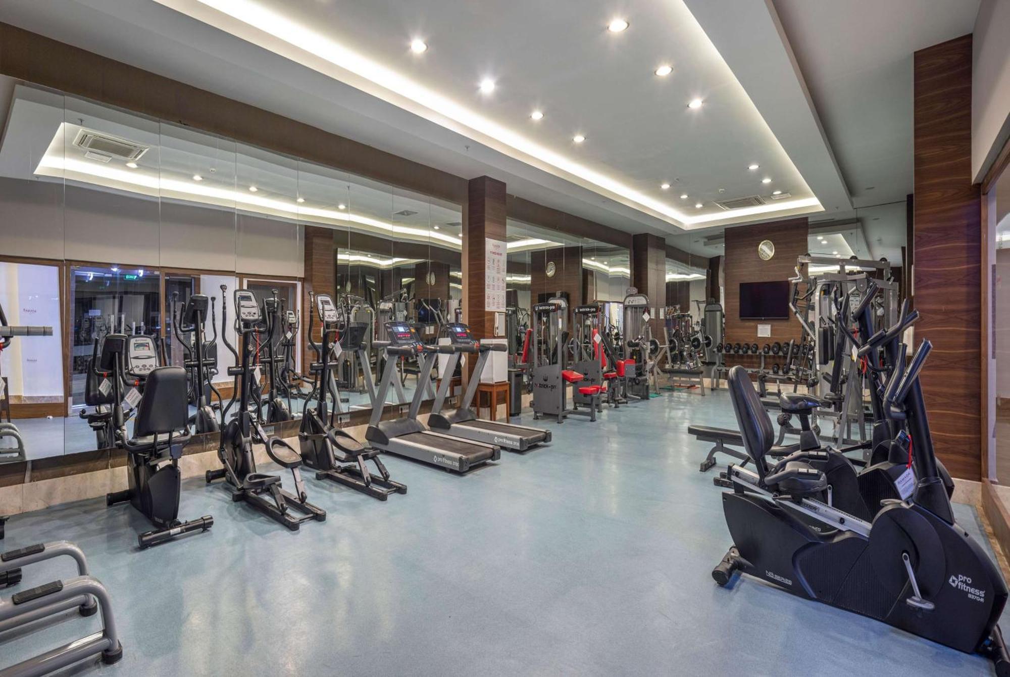 Ramada Resort By Wyndham Lara Antalya Ngoại thất bức ảnh