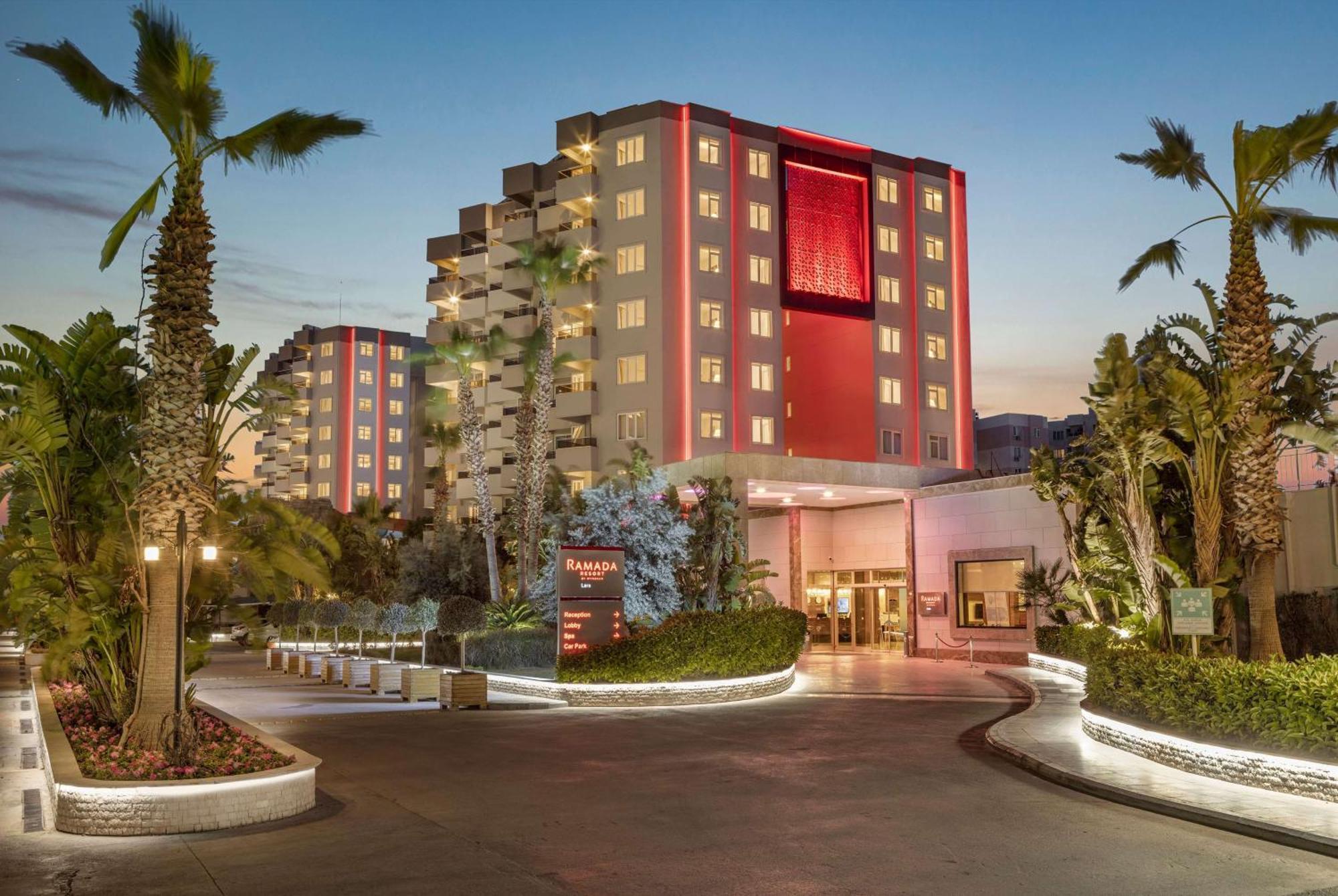 Ramada Resort By Wyndham Lara Antalya Ngoại thất bức ảnh